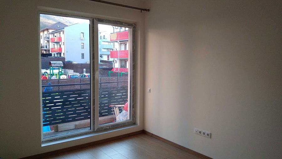 Inchiriez apartament 50 mp (2 camere) - Sub Cetate - 4