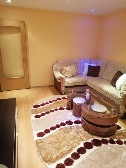 Apartament 3 camere decomandat, mobilat, 2 bai, zona excelenta - 1