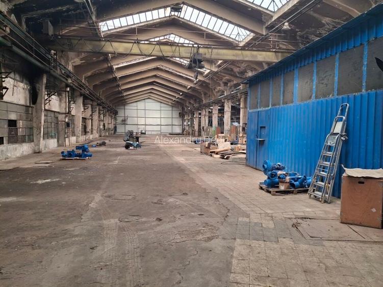 Spațiu industrial, 1000 mp în Titan Spațiu industrial, 1000 mp în Titan