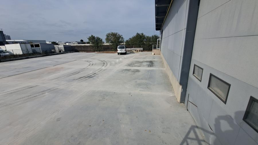 HALA DEPOZITARE CU ETAJ PARTIAL PENTRU BIROURI AMPLASAMENT: OTOPENI - 49