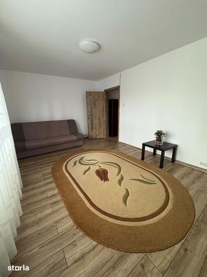 Apartament cu 2 camere decomandat în Broșteni