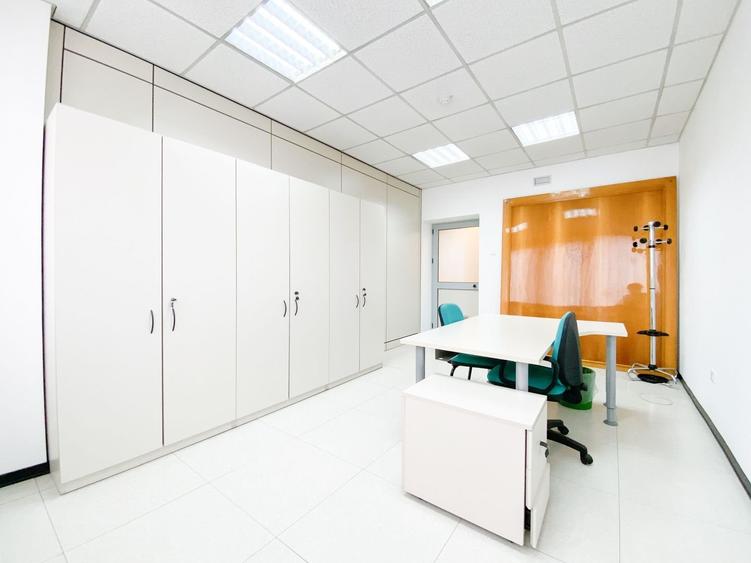 Cladire cu functiuni mixte - 15