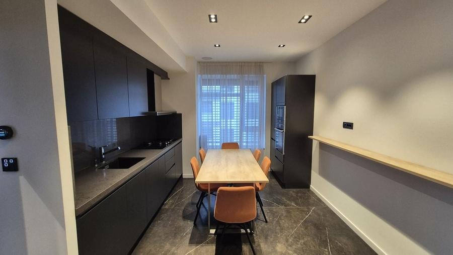 Penthouse 262,48 mp + terasa 165,16 + balcoane 10,73 mp - comision 0% - 11