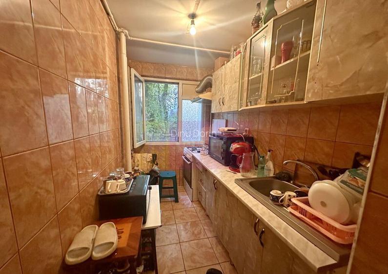 Apartament 2 camere confort 2 Piata Resita