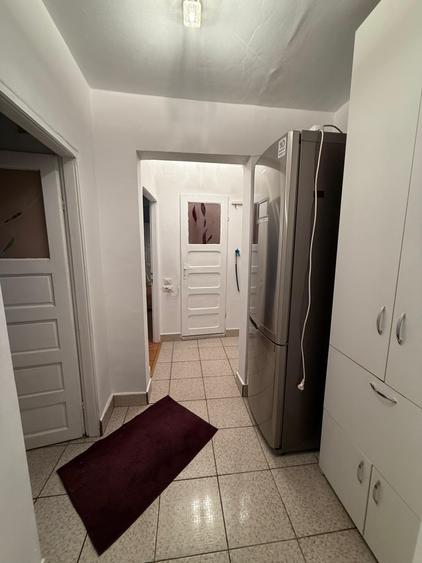 Piata Victoriei,loc de parcare Adp,decomandat,5 min metrou - 7