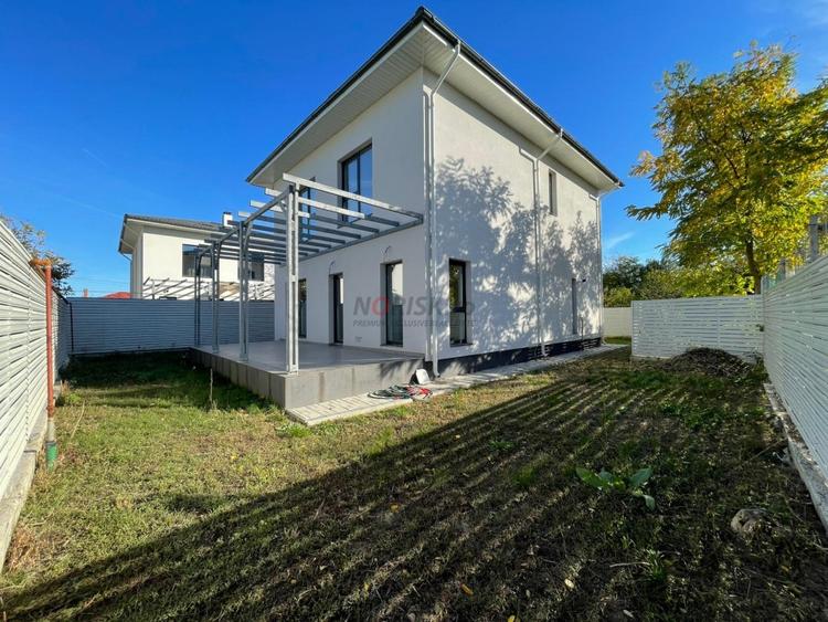Tunari | Vila finisaje lux | Șemineu | 5 CAMERE - 18