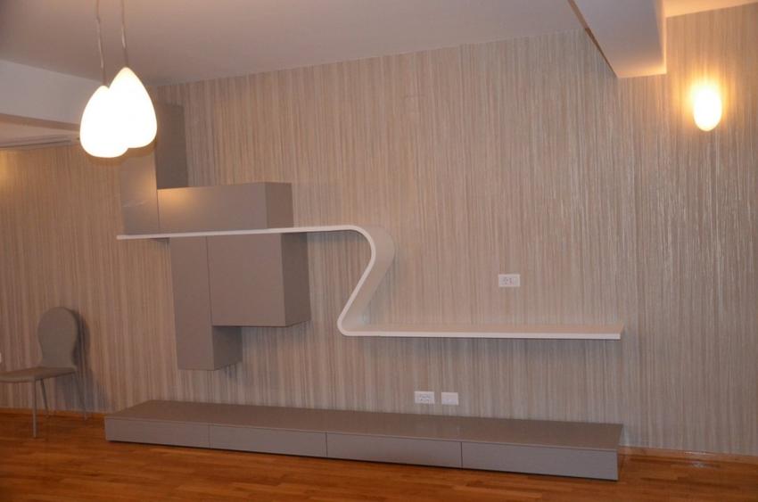 Apartament cu 3 camere decomandat, mobilat în Grădina Icoanei