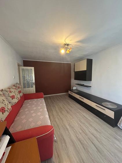 Apartament 2 camere -Zona Sud - etaj 4/4  -53mp - 47000 negociabil - 2