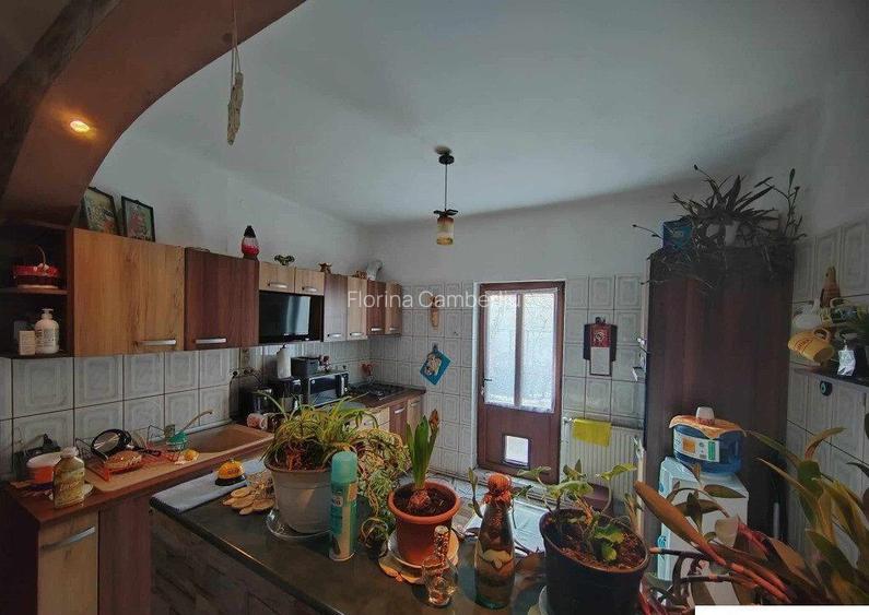 Tineretului, casa si teren 525 mp