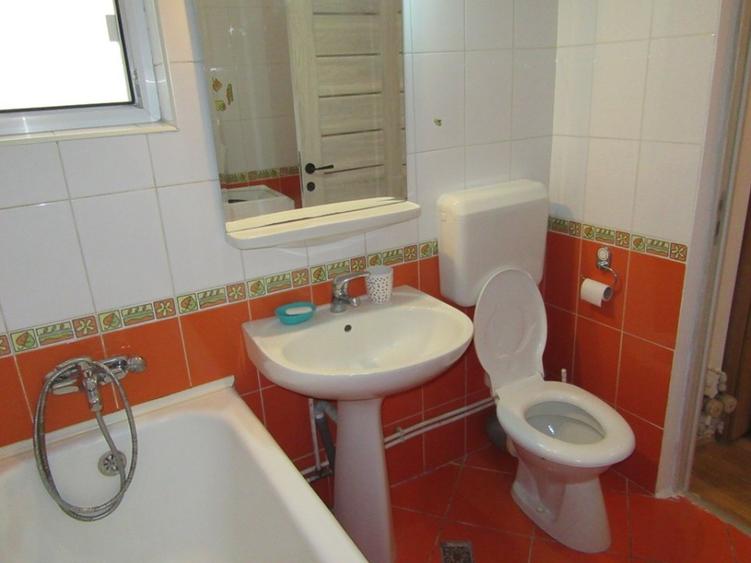 Inchiriere 3 camere Parcul Circului - B-dul Lacul Tei - 37