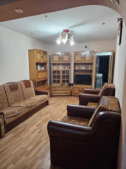 vanzare apartament cu 2 camere - 1