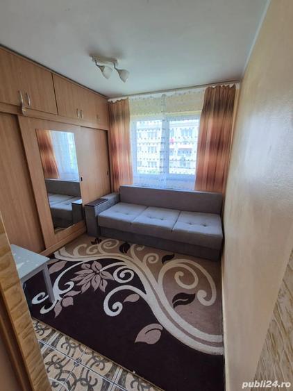 Inchiriez apartament 2 camere - 4