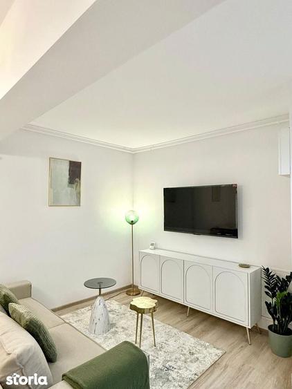 2 camere+ parcare| Vedere piscina| Prima inchirie| Metrou Berceni 7' - 10