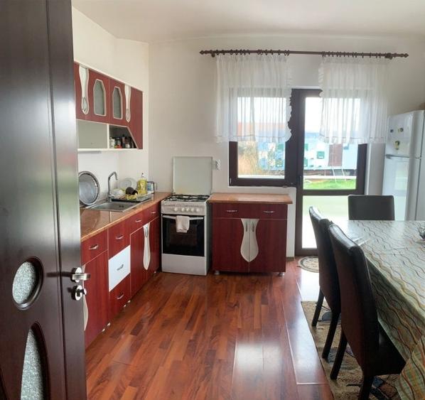 Casa de vanzare - 10