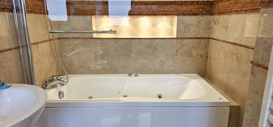 Inchiriere apartament 3 camere, Piata Unirii - 16