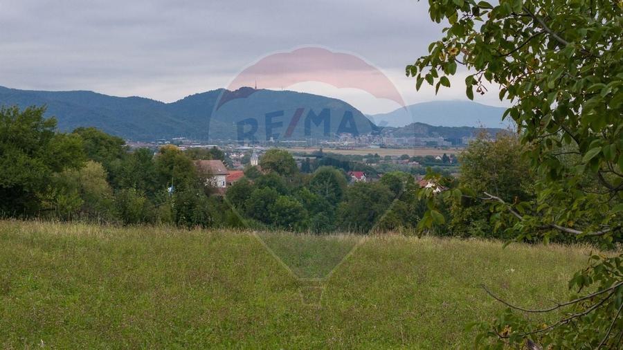 Proiect autorizat (AC) pentru constructia a 6 vile individuale P+M - 8