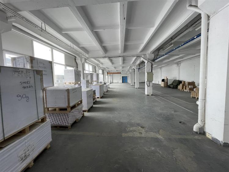 Hala industriala de inchiriat 614mp acces facil Piata 1 Mai. - 5