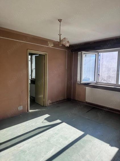 Vand apartament de doua camere - 2