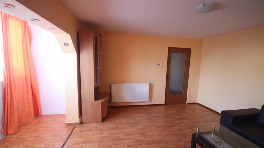 Apartament cu 3 camere in zona Soarelui - 8