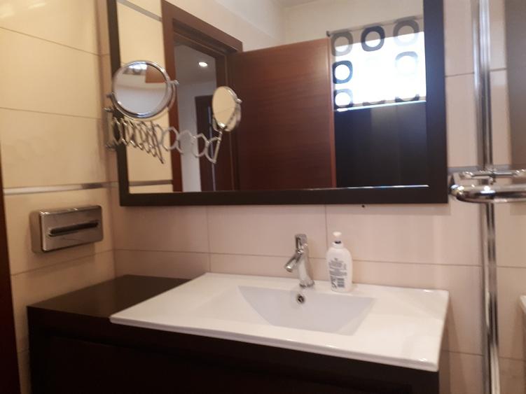 Apartament 3 camere in B-ul.Al.I.Cuza bloc nou - 11