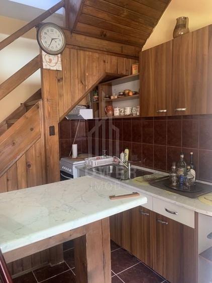 Casă în centrul Cisnădioarei cu 243mp de locuit și teren de 936mp - 14