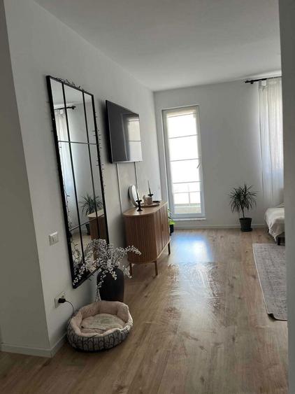 Apartament 3 camere ( piscina, parcare, boxa subsol) Sector6 - 8