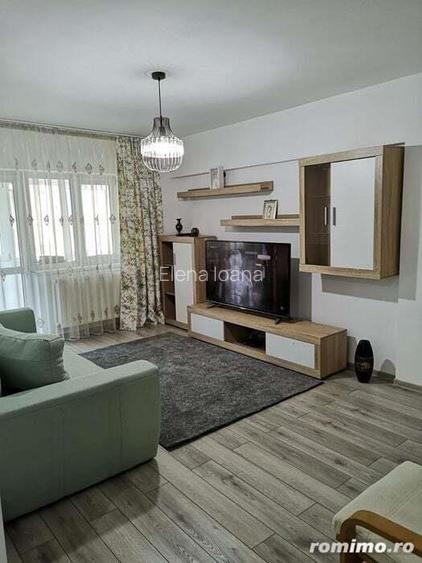 Propun spre inchiriere apartament cu trei camere in zona Cotroceni