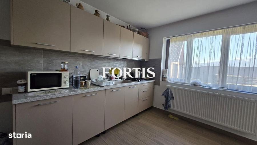 Casa cu priveliste spre munte 150 mp utili cu teren de 1000 mp - 6