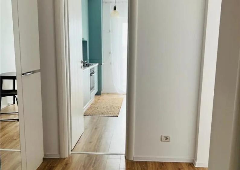 Decomandata,bloc nou,terasa,loc parcare, aria Coresi,Tractor - 11