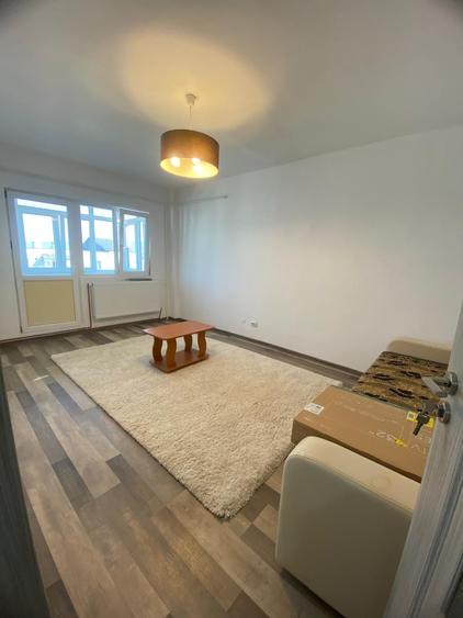 2 DECOMANDATE, centrala noua, bucatarie mare, baie cu geam,zona URA - 2