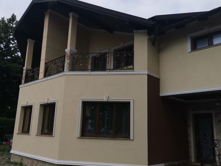 Casa noua P+E+M la cheie zona ultracentrala - 1