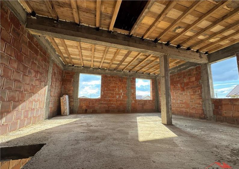 Vila P 1 duplex de in Vanatori - 1