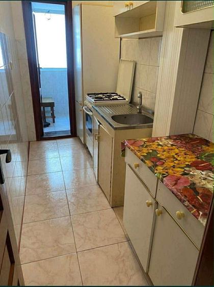 Inchiriez garsoniera - 3