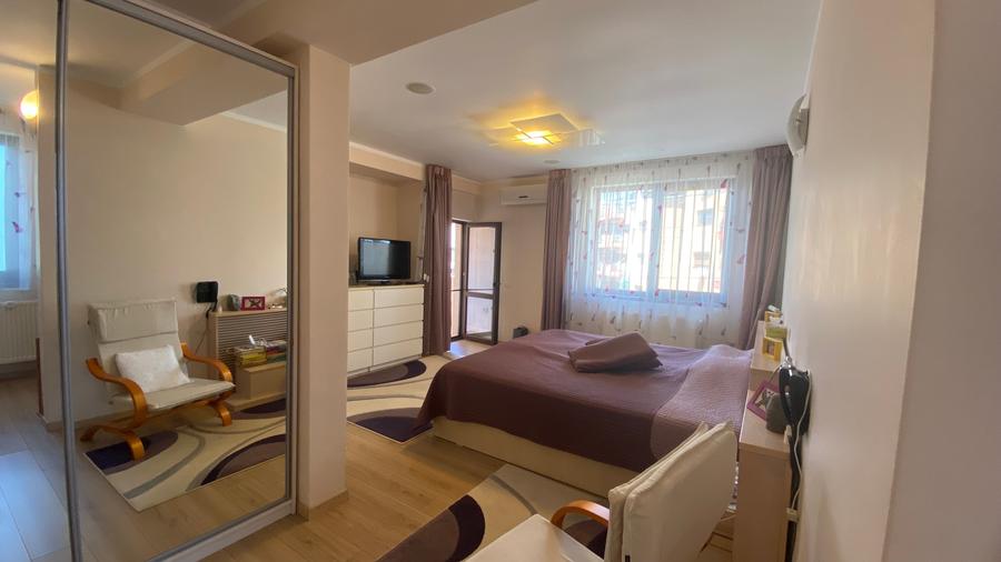 Se vinde URGENT Vila 6 camere Otopeni zona 23 August - 16