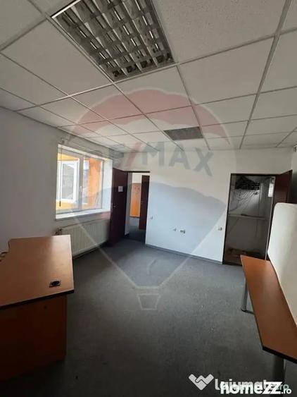 Casă cu 5 camere cu Teren 1363 Mp în Mărăști
