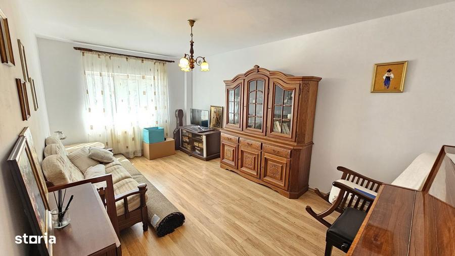 3camere, etaj 2, Tiglina 3 , cu garaj la str. Dr. Levaditti - 69.900 E - 10