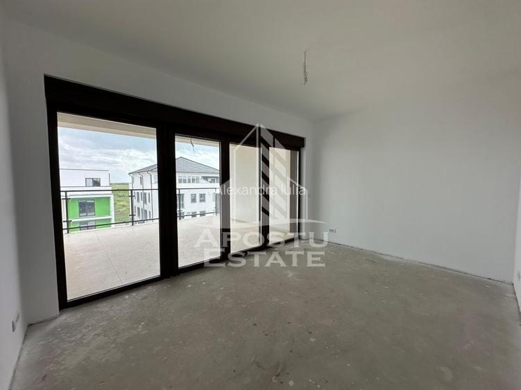 Apartament cu 3 camere semidecomandat în Giroc Apartament cu 3 camere semidecomandat în Giroc