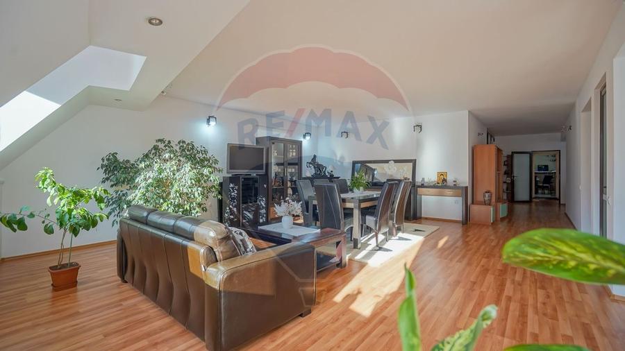 CASA CU SPATIU COMERCIAL SI PARCARE | PIATA UNIRII 12BIS BRASOV SCHEI - 60