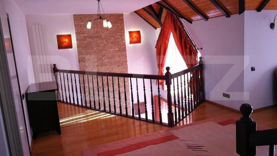 Casa de 500 mp utili, mobilata modern, 440 mp teren in Brasov ! - 3