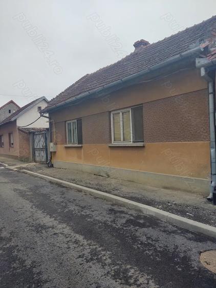 Casa de vanzare cartier Pipirig - 9