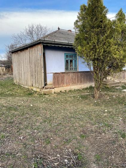 Casa batraneasca de vanzare in Zahoreni - 1
