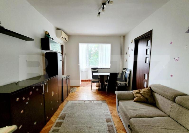 Apartament de vanzare, cu 2 camere, etaj intermediar, zona P
