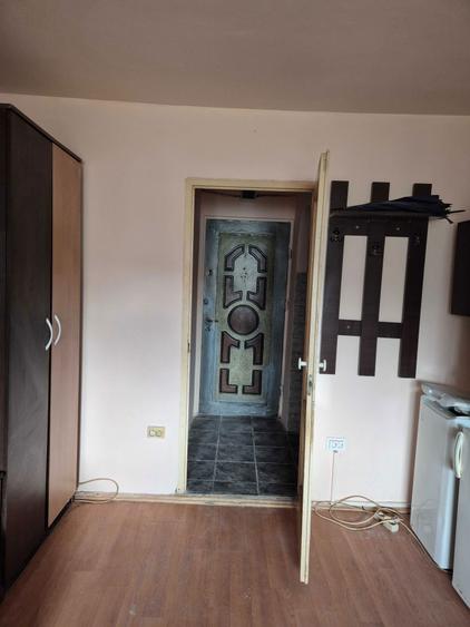 Inchiriez garsoniera - 1