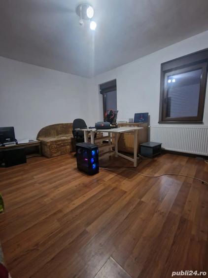 Vand Casa 800mp Re?i?a - 8