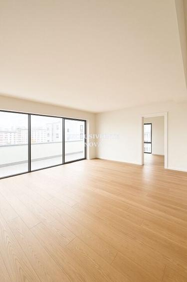 Dacia  Eminescu - Vanzare - Penthouse 3 camere + Terasa panoramica ! - 4