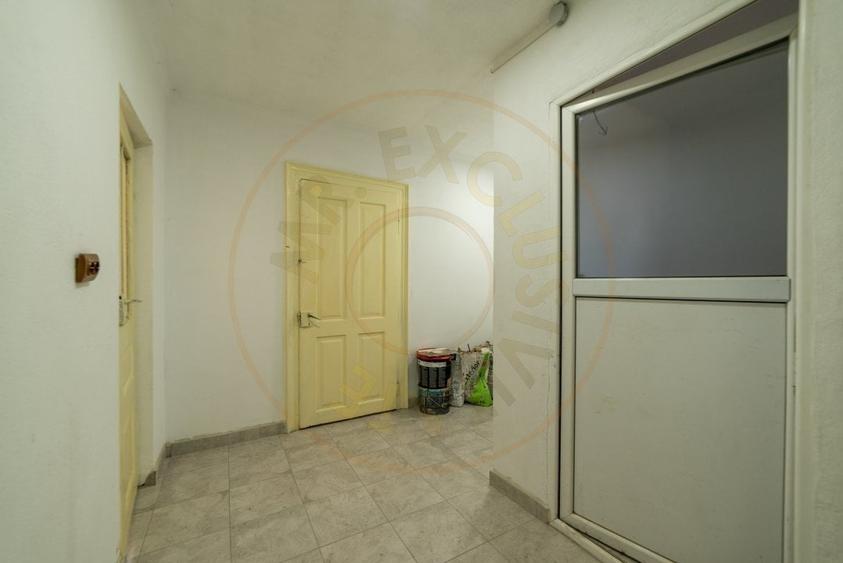 Casa la tara cu teren generos in zona Cateasca -Jud. Arges! - 13