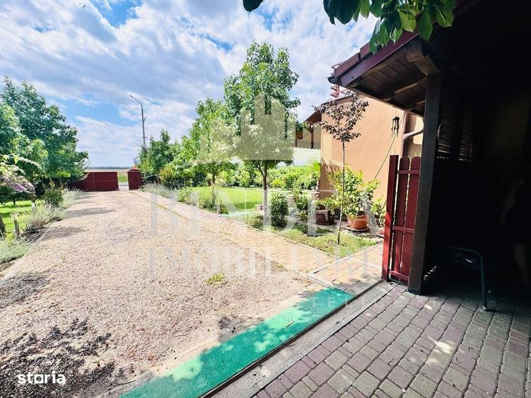 Casă cu 4 camere cu Teren 1491 Mp în Remetea Mică