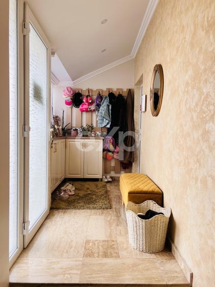 Duplex cu 3 camere cu Canalizare în Vladimirescu