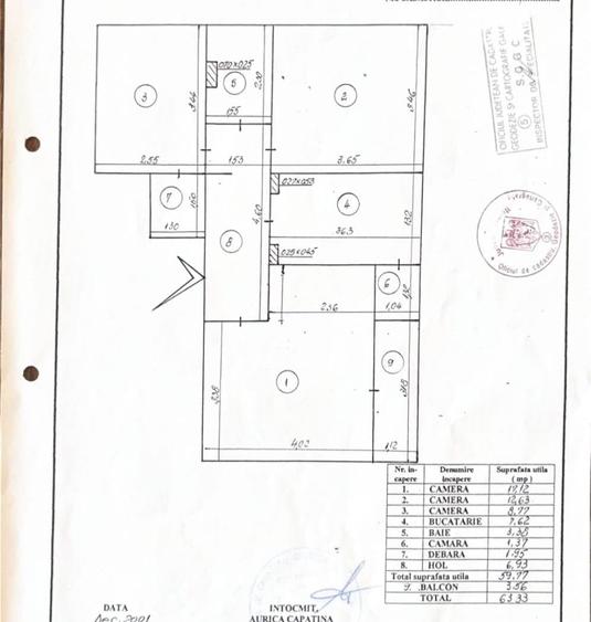 Apartament cu 3 camere decomandat în Piața Centrală