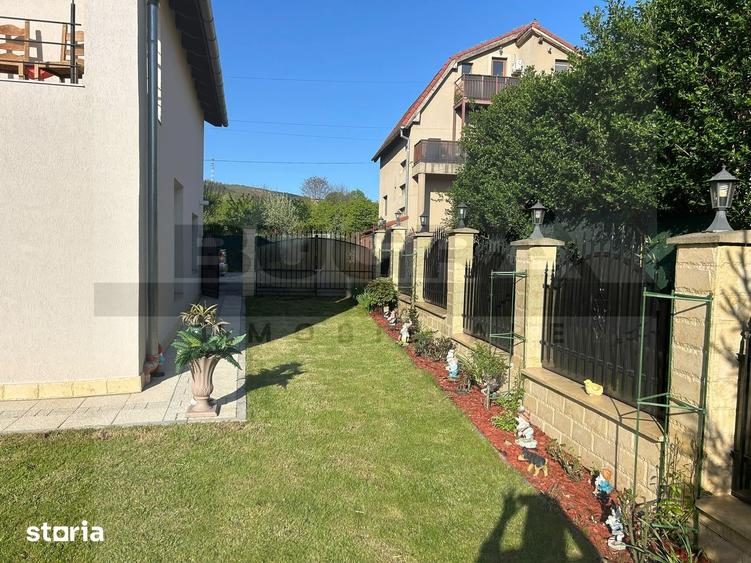 Casă cu 4 camere cu Teren 245 Mp în Iris